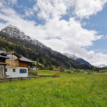 "Haus Bellevue" - Annehmlichkeiten Von 4-Sterne Familien-Und Wellnesshotel Viktoria Nebenan Koennen Mitgenutzt Werden Oberstdorf Exterior photo