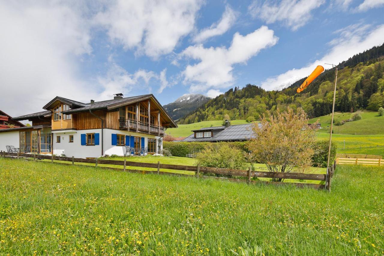 "Haus Bellevue" - Annehmlichkeiten Von 4-Sterne Familien-Und Wellnesshotel Viktoria Nebenan Koennen Mitgenutzt Werden Oberstdorf Exterior photo